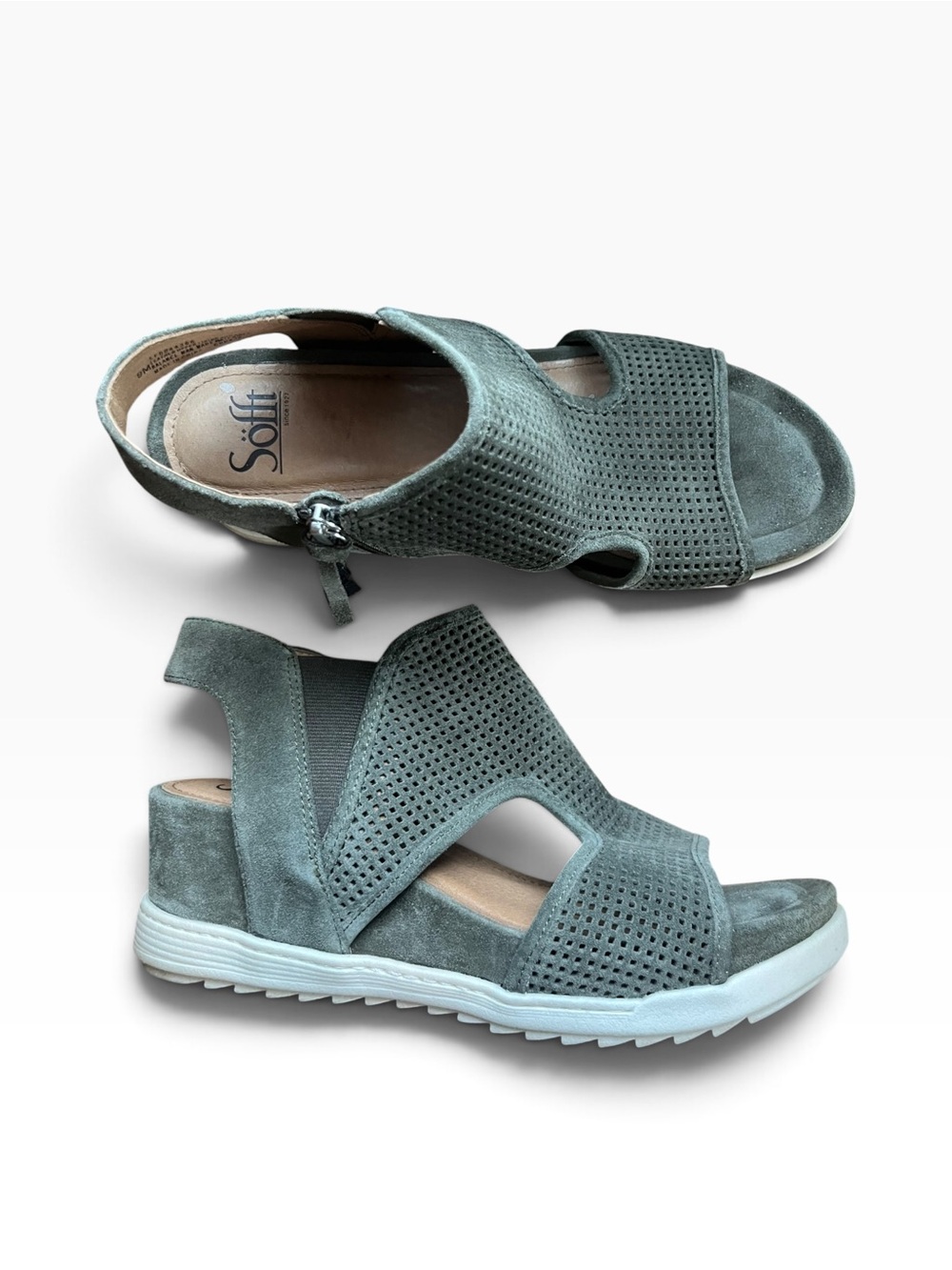 🍃🍃 Women’s Söfft Shandi Perforated Suede Wedge Sandals
